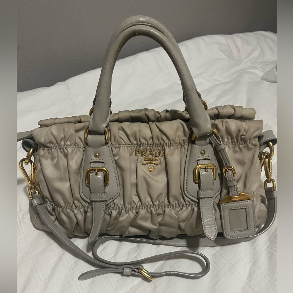 Vintage Prada Nylon Tessuto Gaufre taupe color